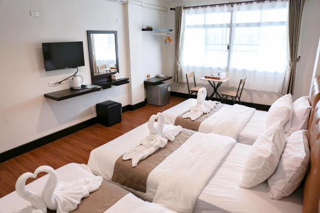 Rajapruek Place Chiang Mai Bagian luar foto